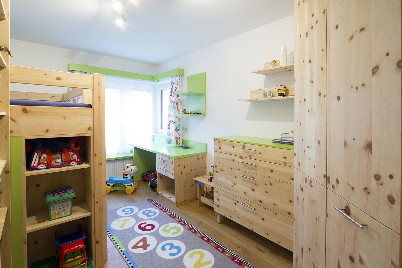 Kinderzimmer mit Hochbett Tischlerei Laserer