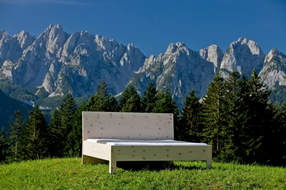 Zirbenbett vom Tischler