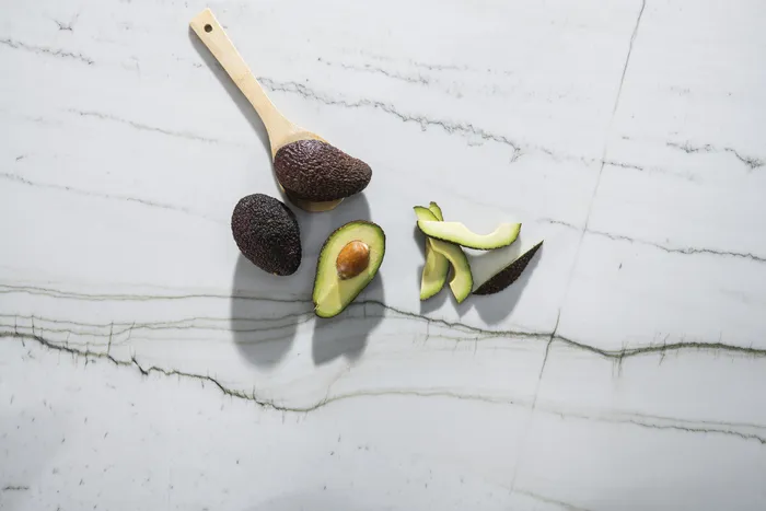 Weiße Steinplatte Snow Desert