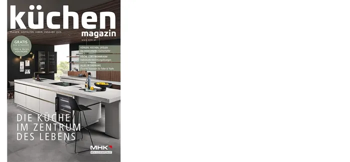Titel der Zeitschrift küchen magazin mit moderner Kücheninsel und Hochglanzfronten im Hintergrund
