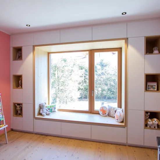 Sitzfenster mit Stauraum