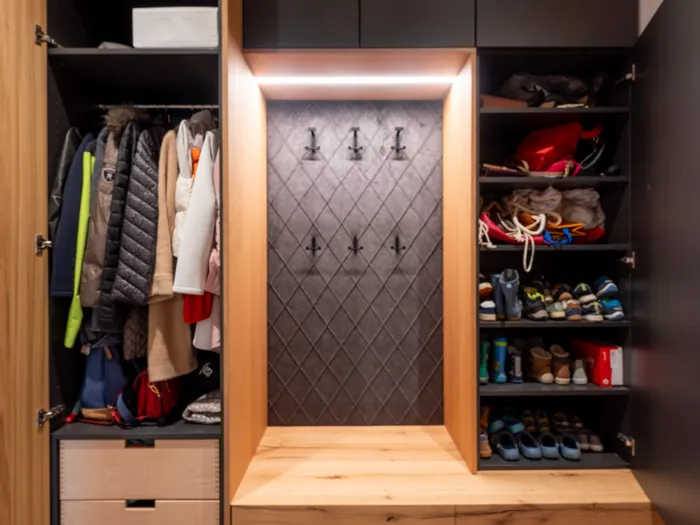 moderne-garderobe-eiche.jpg