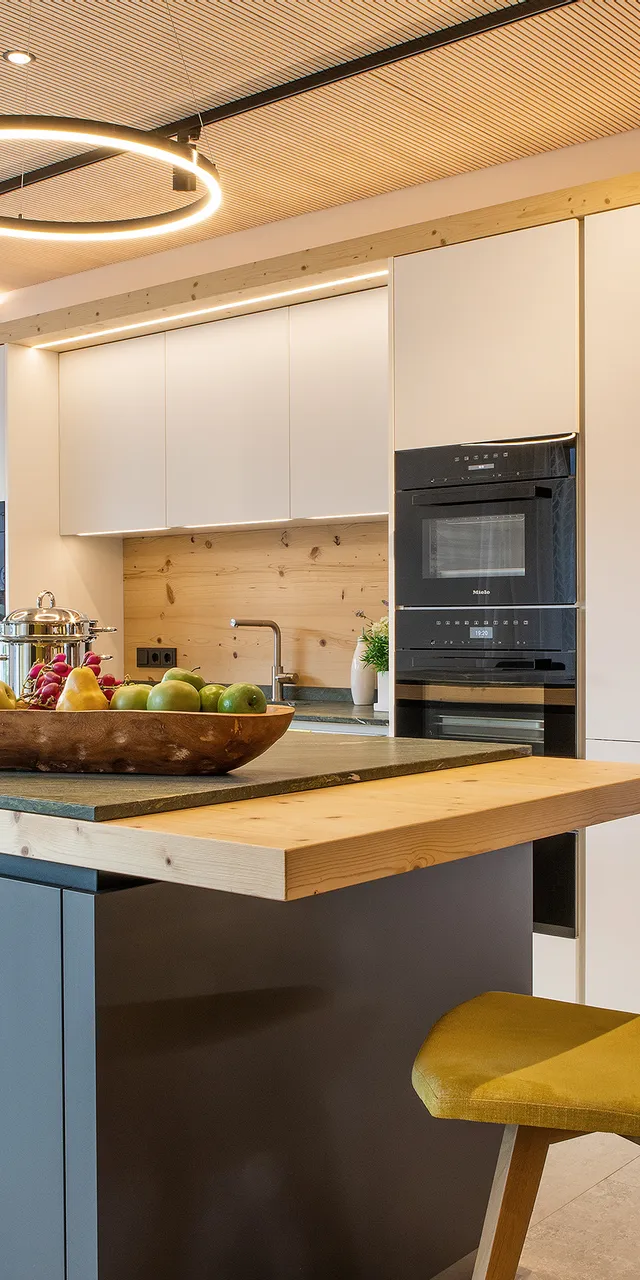 Moderne Küche im Küchenstudio Laserer in Gosau im Salzkammergut