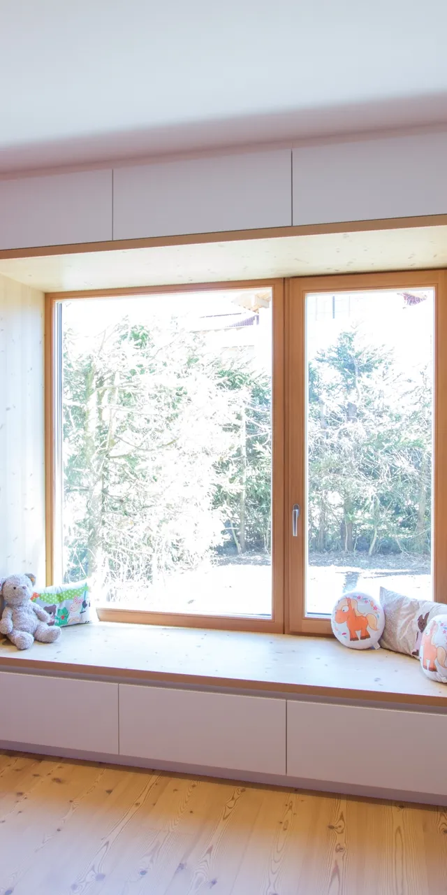 Sitzfenster mit Stauraum